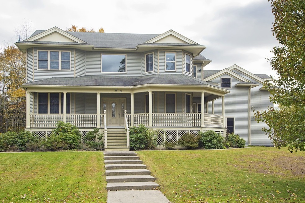 9 Lilah Ln, Pembroke, MA 02359 - photo 1