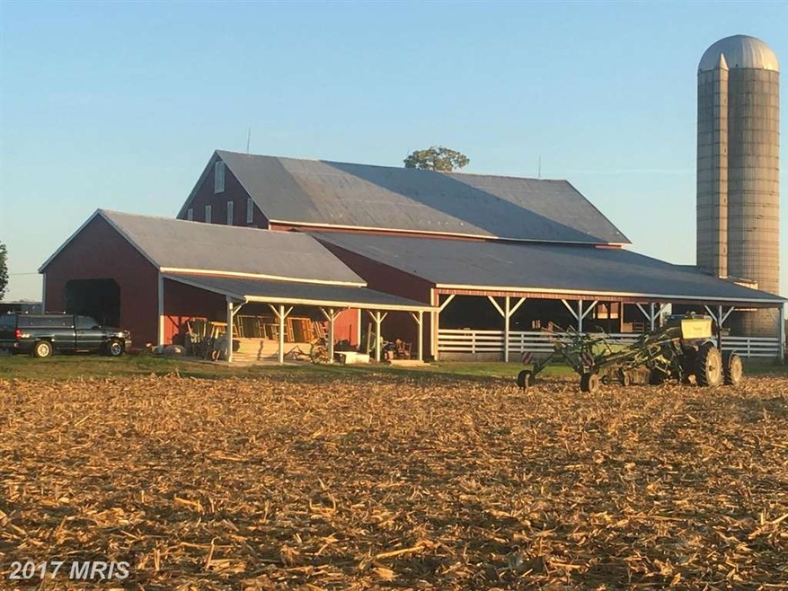 6628 Angle Rd, Chambersburg, PA 17202 - photo 1