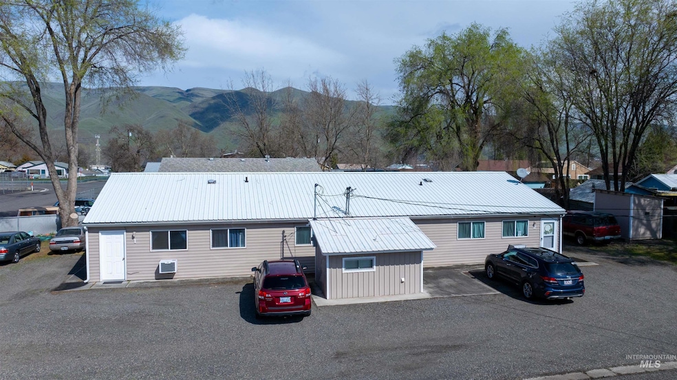 Sold $425,000 • Co-Listing Agent