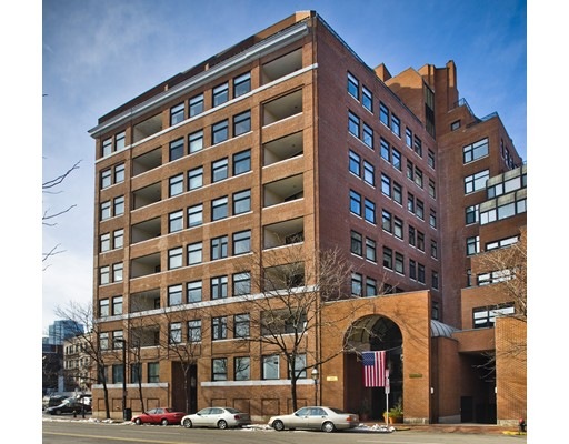 The Mariner Condominiums unit 612, Boston, MA 02109 - photo 1
