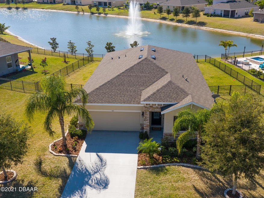Welcome Home to River Oaks