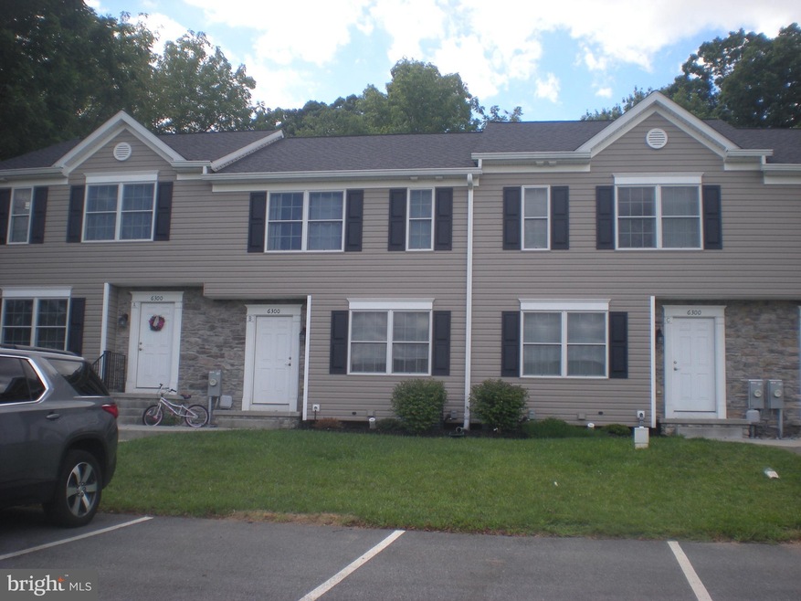 6300 Barnett Ave unit B, Sykesville, MD 21784 - photo 1