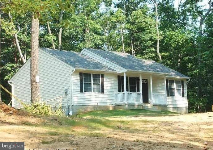 37132 Mowry Ln, Mechanicsville, MD 20659 - photo 1