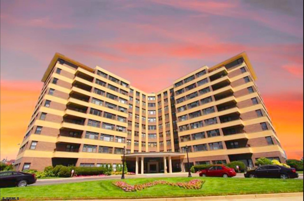 Warwick Condominiums unit 827, Atlantic City, NJ 08401 - photo 1