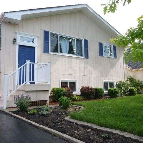 541 W Lorraine Ave, Elmhurst, IL 60126 - photo 1