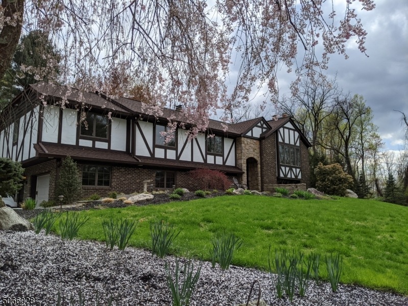 421 Cokesbury Rd, Annandale, NJ 08801 - photo 1