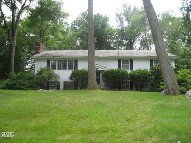 155 Berrian Rd, Stamford, CT 06905 - photo 1