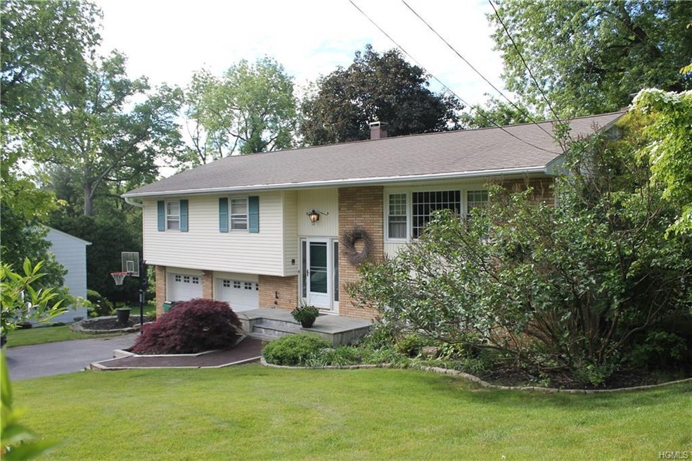 31 Fair Way, Poughkeepsie, NY 12603 - photo 1