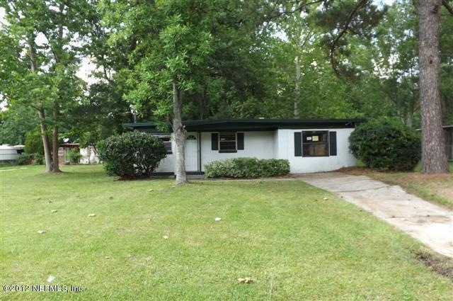 6037 Marsha Dr, Jacksonville, FL 32205 - photo 1