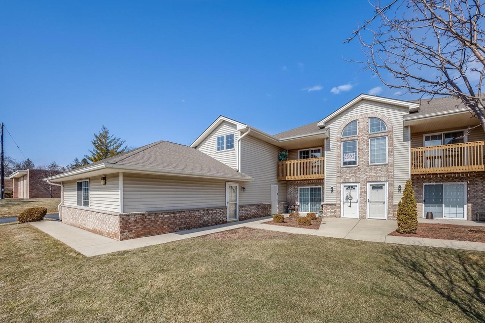3016  Meyer Ct. Unit 5
