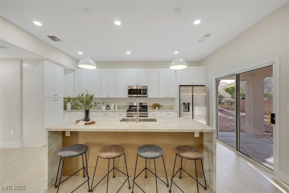 2441 Banora Point Dr, Las Vegas, NV 89134 - photo 1