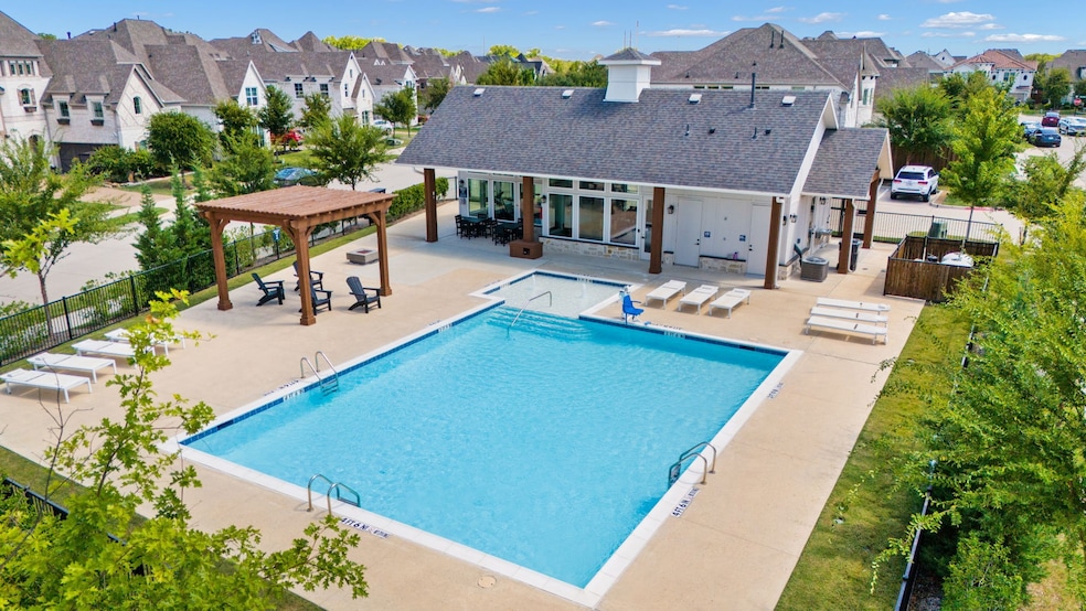 For Sale $725,000 • Co-Listing Agent