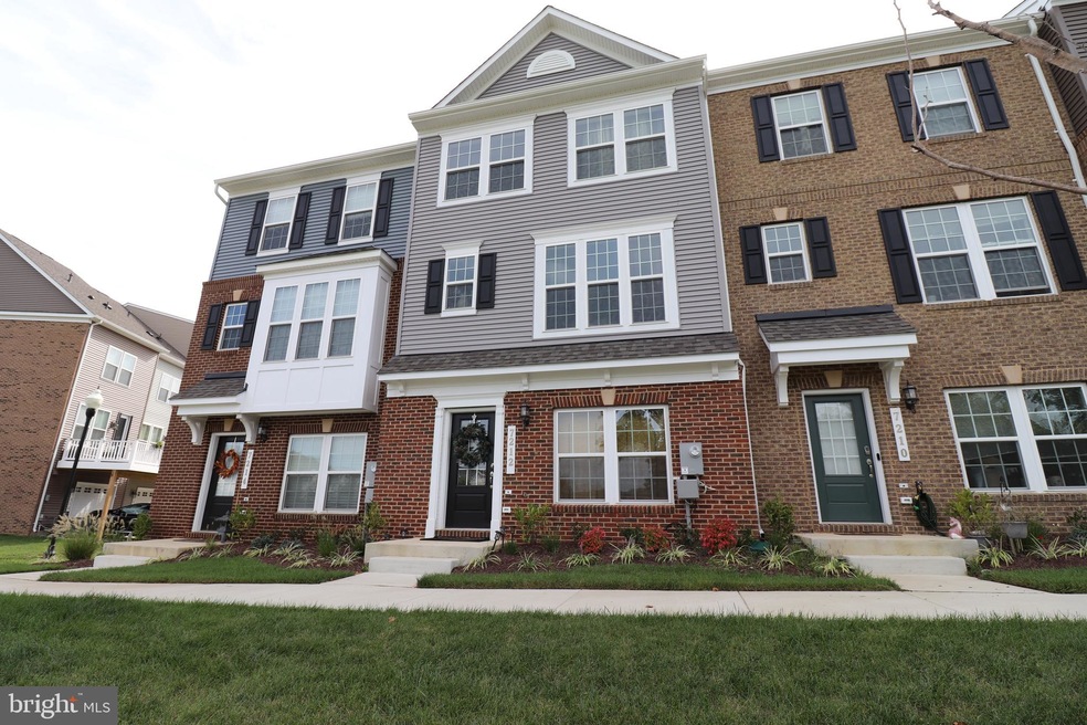 7212 Clagett Dr, Hyattsville, MD 20785 - photo 1