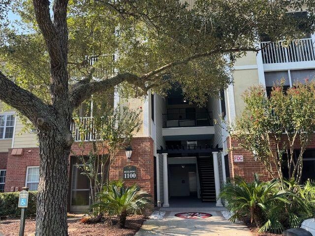 1109 Basildon Rd unit 1109, Mount Pleasant, SC 29466 - photo 1