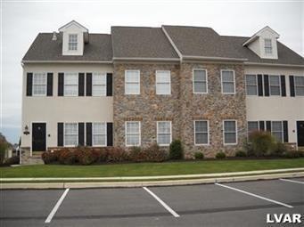 1798 Merlot Dr unit B, Easton, PA 18045 - photo 1