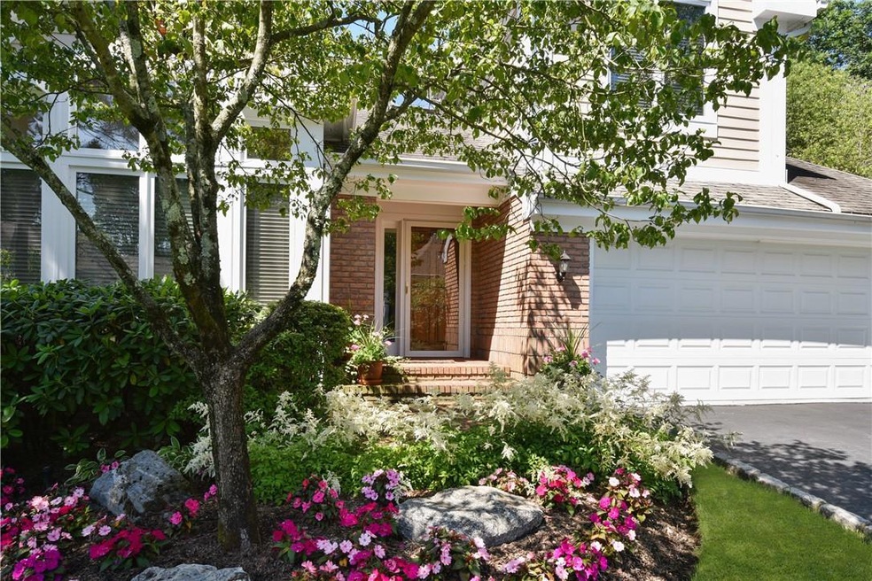 8 Longledge Dr, Port Chester, NY 10573 - photo 1