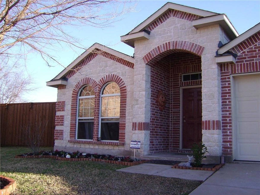 584 Arthur Dr, Lavon, TX 75166 - photo 1