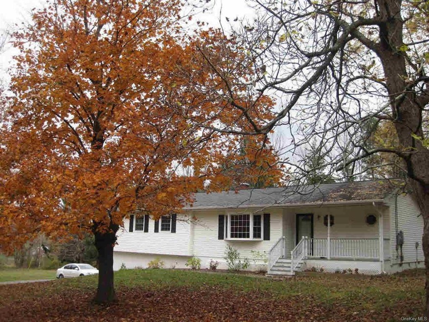 396 Allen Rd, Salt Point, NY 12578 - photo 1