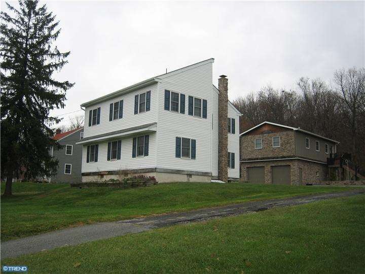 1434 Farmington Ave, Pottstown, PA 19464 - photo 1