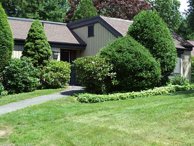887B Heritage Village unit 887B, Southbury, CT 06488 - photo 1