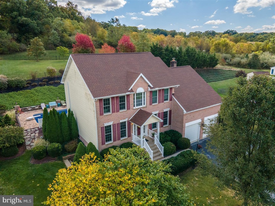 524 Fern Ln, Chambersburg, PA 17202 - photo 1