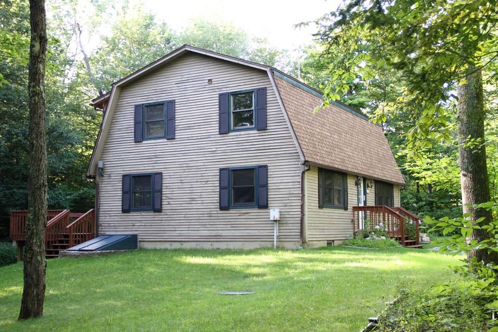 EXTERIOR SIDE/FRONT ENTRANCE