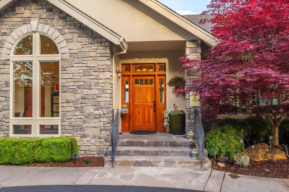 3025 Pearce Park Rd, Grants Pass, OR 97526 - photo 1