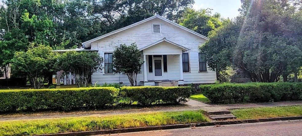 For Sale $140,000 • Co-Listing Agent