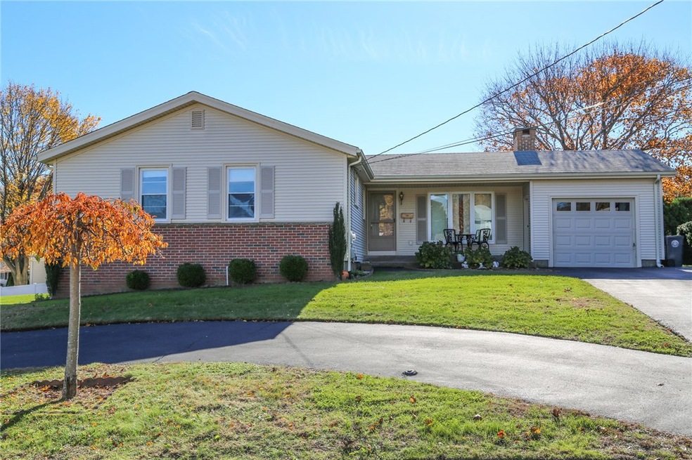 31 Frances Dr, Cranston, RI 02920 - photo 1