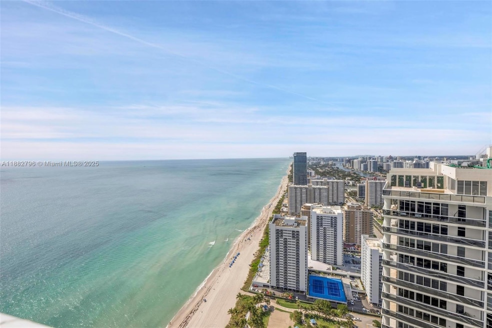 The Beach Club unit 4704, Hallandale Beach, FL 33009 - photo 1