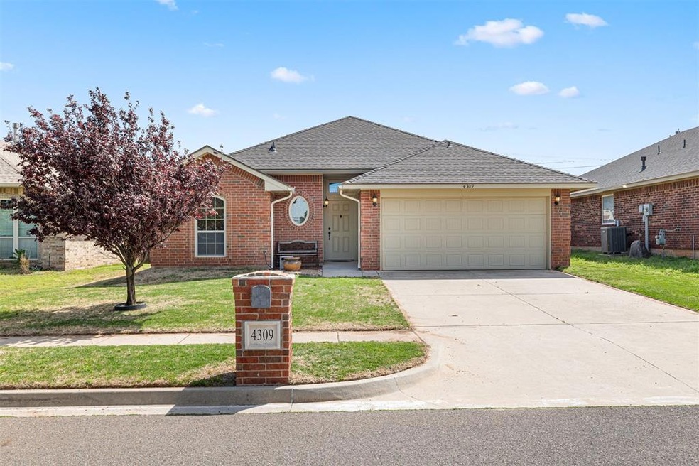 4309 Snowy Owl Dr, Norman, OK 73072 - photo 1