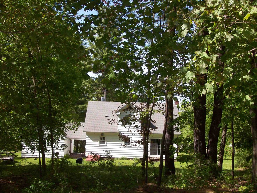 19 Edson St, Claremont, NH 03743 - photo 1