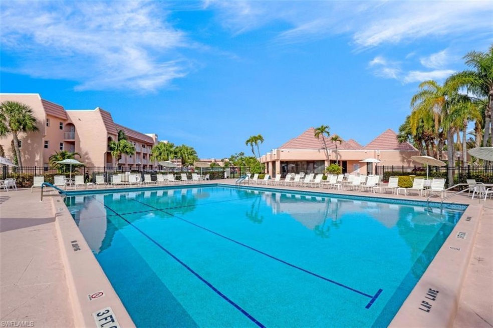 300 Forest Lakes Blvd unit 102, Naples, FL 34105 - photo 1