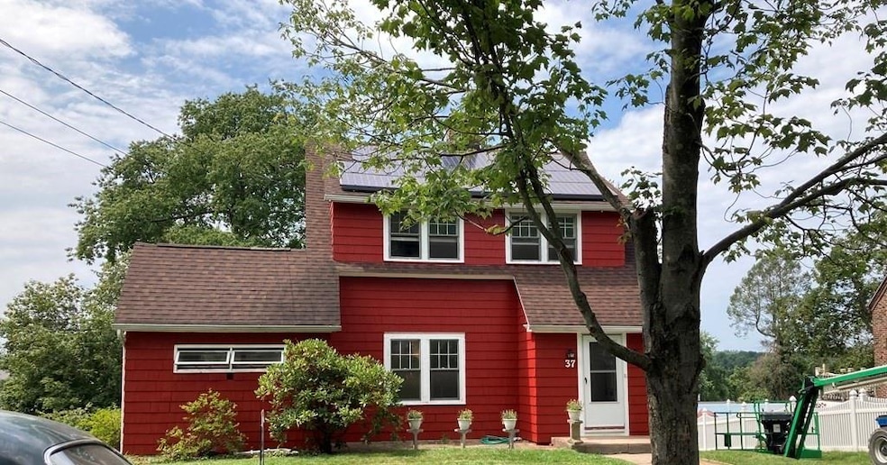 37 Upper Beverly Hills, West Springfield, MA 01089 - photo 1