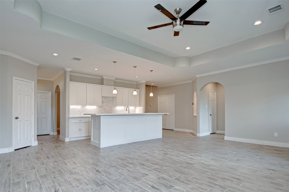 877 Prosper St, Houston, TX 77088 - photo 1