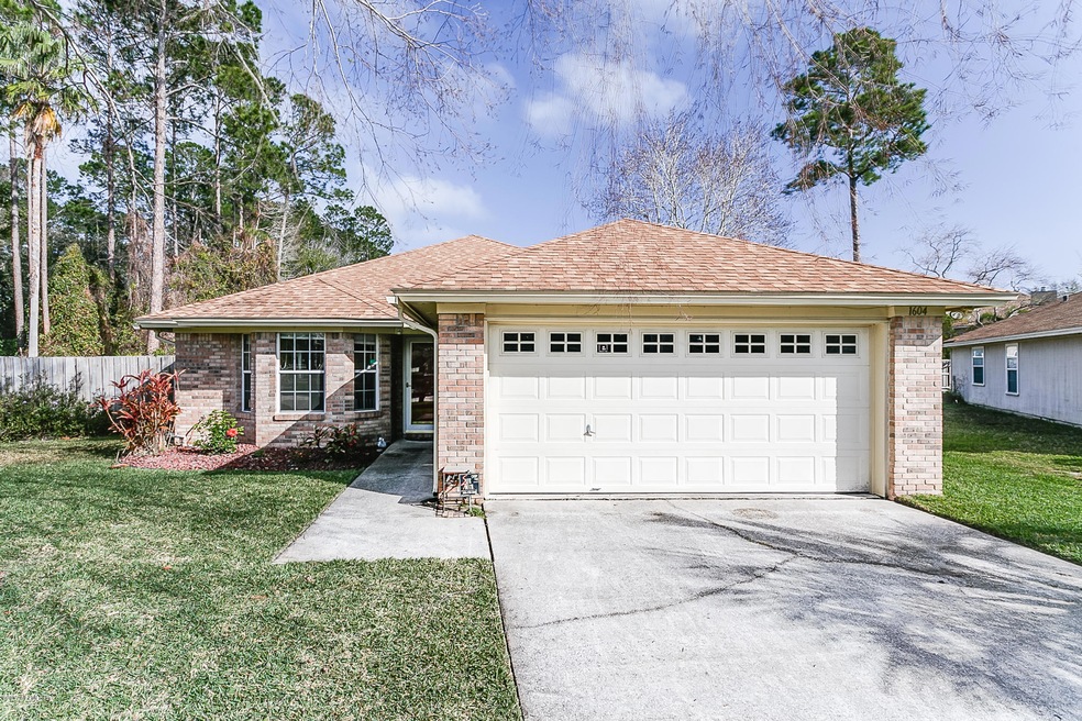 Front_View_of_Home