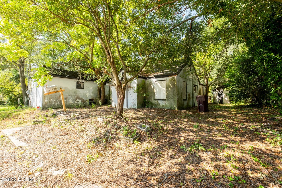 1208 s 5th 4