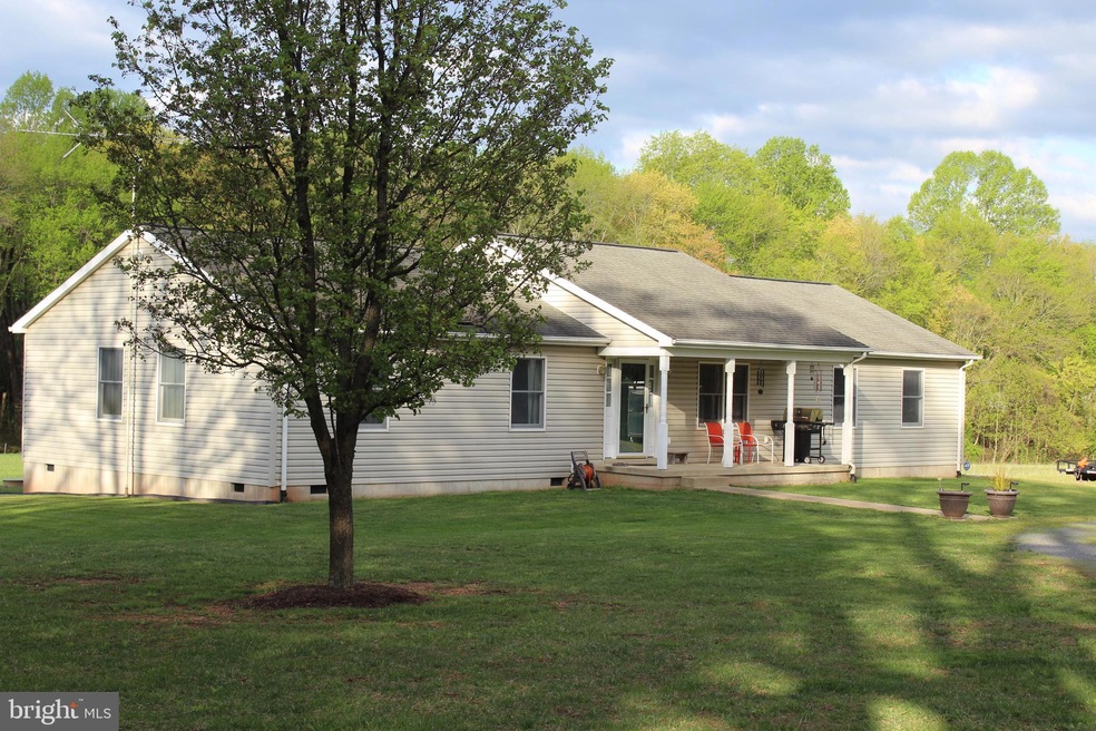 12330 Old Mill Rd, Midland, VA 22728 - photo 1