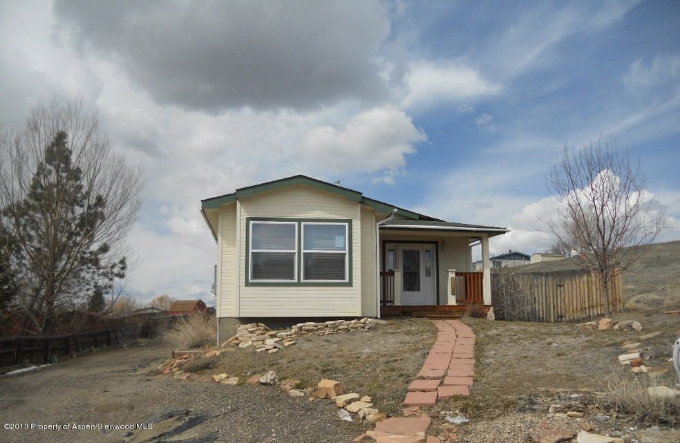1044 Hudack Cir, Craig, CO 81625 - photo 1