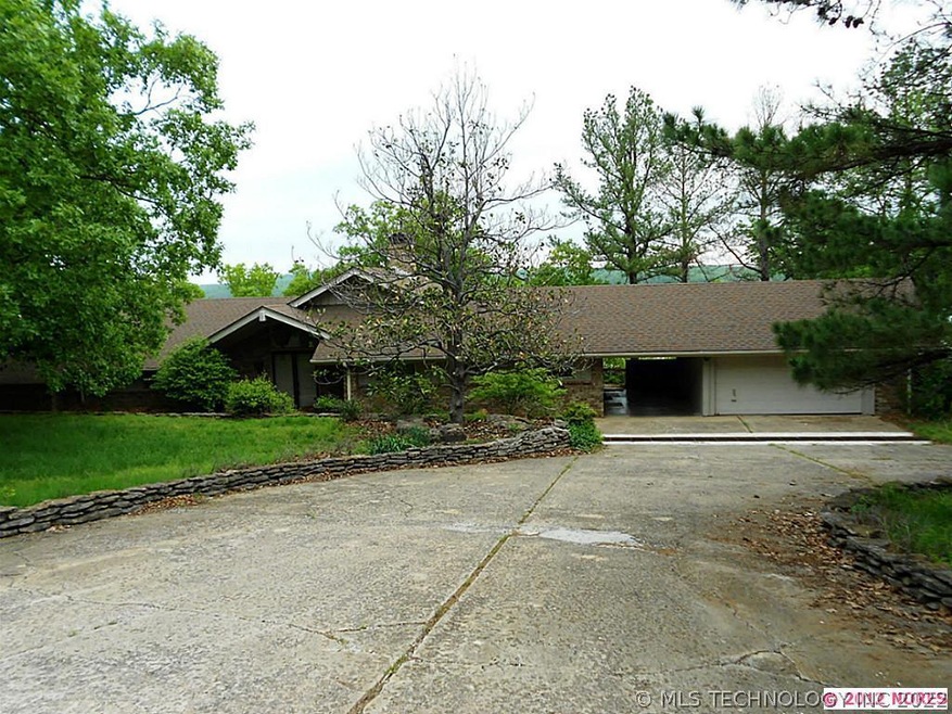 2995 W Lakeshore Bluff, Cleveland, OK 74020 - photo 1