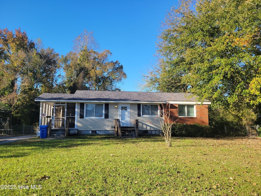 For Rent $1,275/month