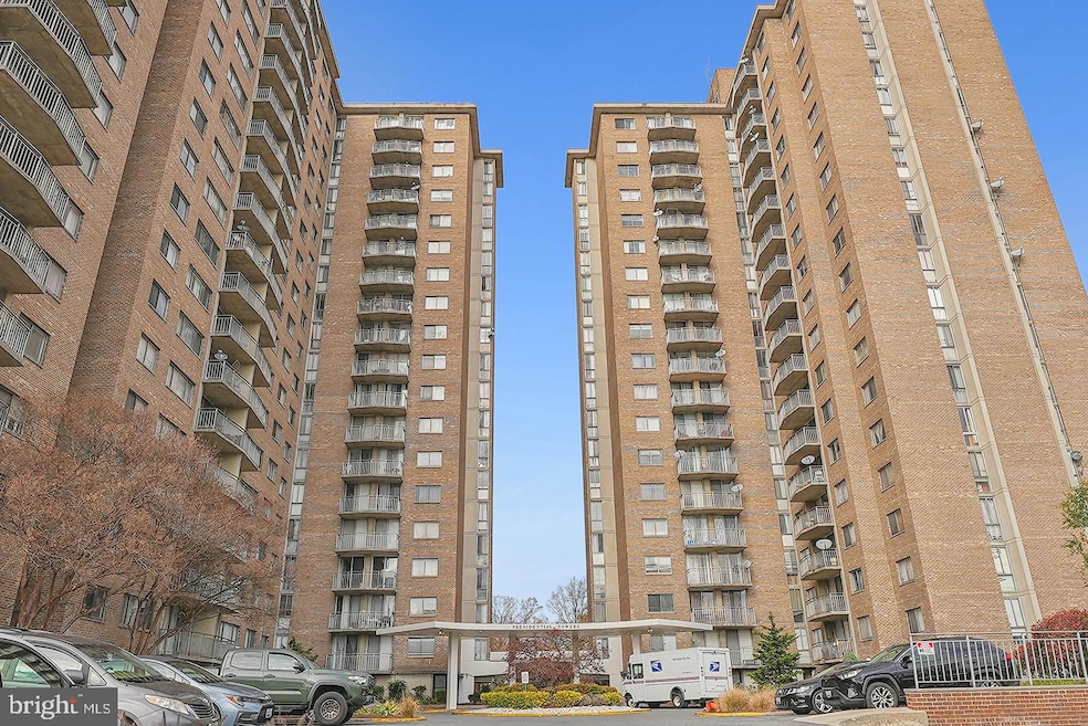 Presidential Towers unit 1416, Adelphi, MD 20783 - photo 1
