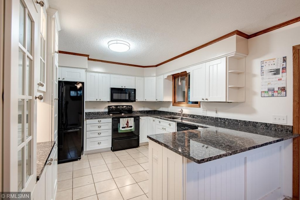 6907 Crest Dr-22 - Copy