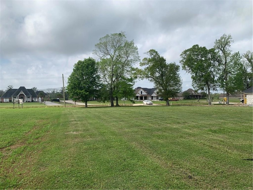 4291 Barataria Blvd, Marrero, LA 70072 - photo 1