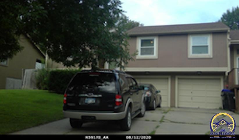 3519 SW Eveningside Dr, Topeka, KS 66614 - photo 1