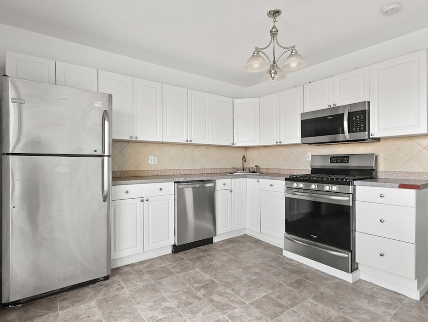 65 Middle St unit 3, Boston, MA 02127 - photo 1