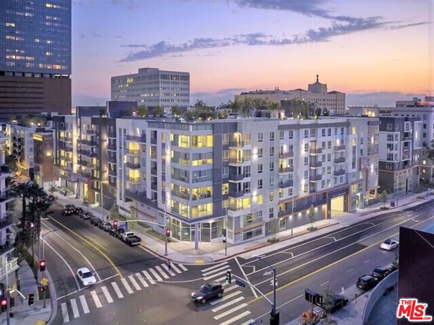 1120 W 6th St unit 2533, Los Angeles, CA 90017 - photo 1