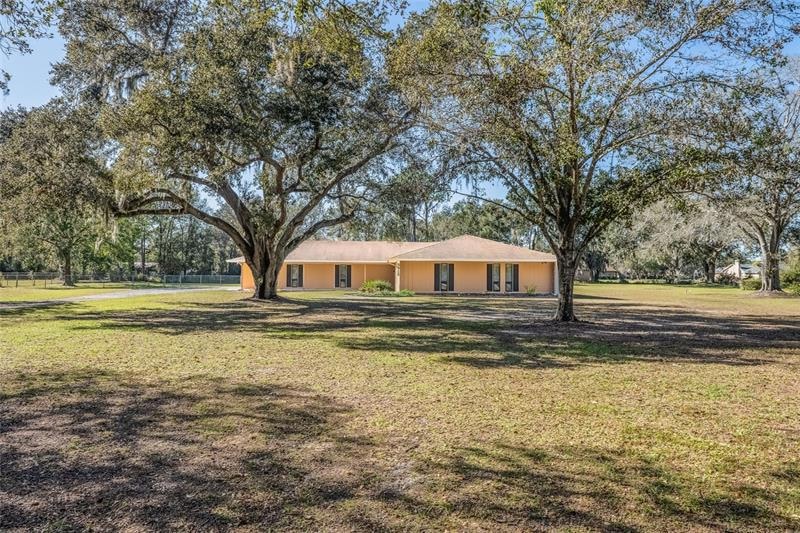 5915 Yates Rd, Lakeland, FL 33811 MLS MFRL4934689