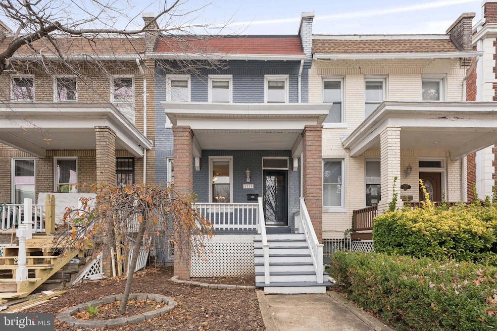2215 2nd St NW, Washington, DC 20001 - photo 1