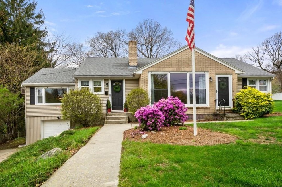 17 Mary Ann Dr, Worcester, MA 01606 - photo 1